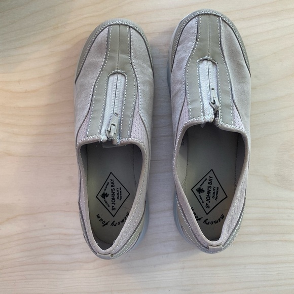 St. John’s Bay Slide On Sneaker size 7 1/2 M (U) - Picture 5 of 9